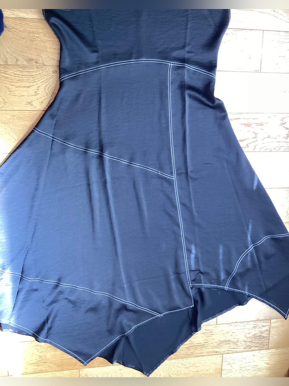 All Saints Agnes cap sleeve handkerchief, hem dress black - Picture 7 of 8